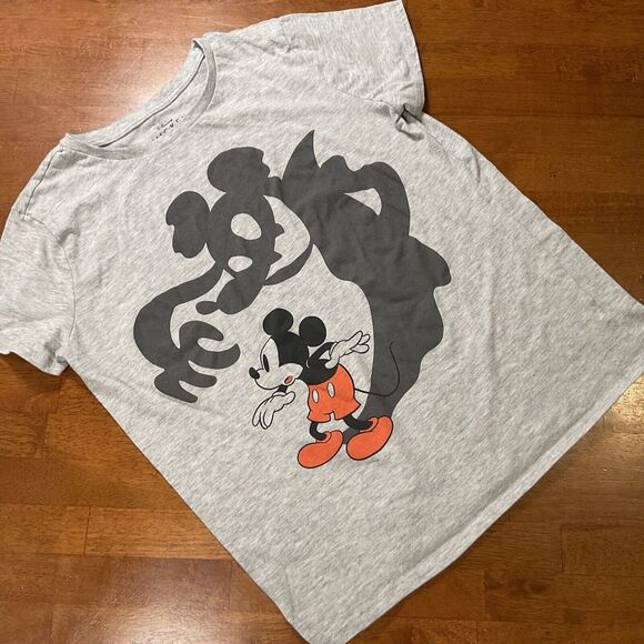 Disney Mickey Mouse Women's XL T-Shirt Gray Shadow Ghost Spooky Cotton Blend - Picture 1 of 10